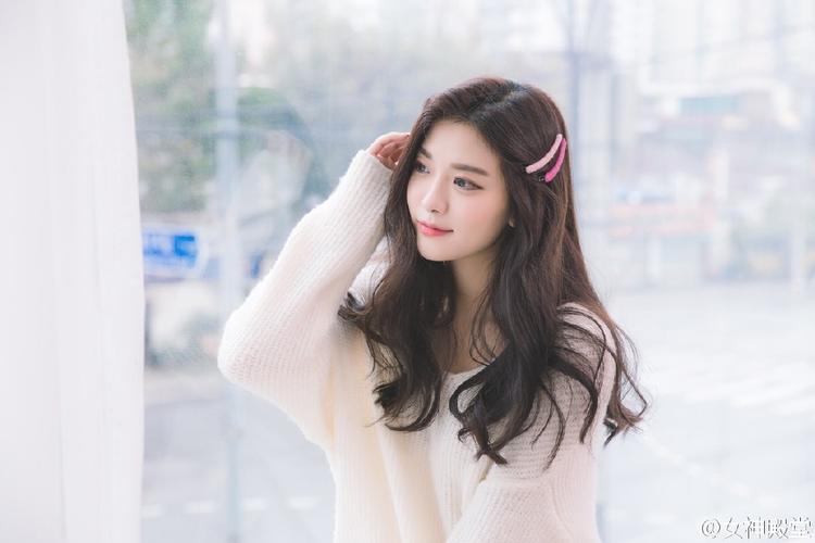 重庆高温红色预警两连发 防空洞成避暑“天堂”